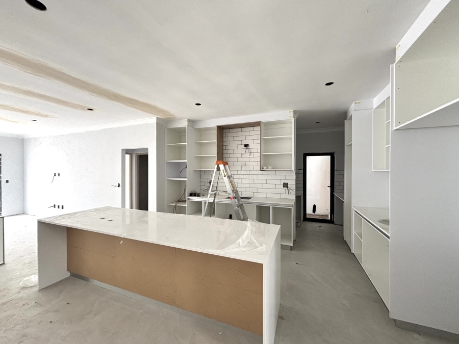 4 Bedroom Property for Sale in Sandown Western Cape